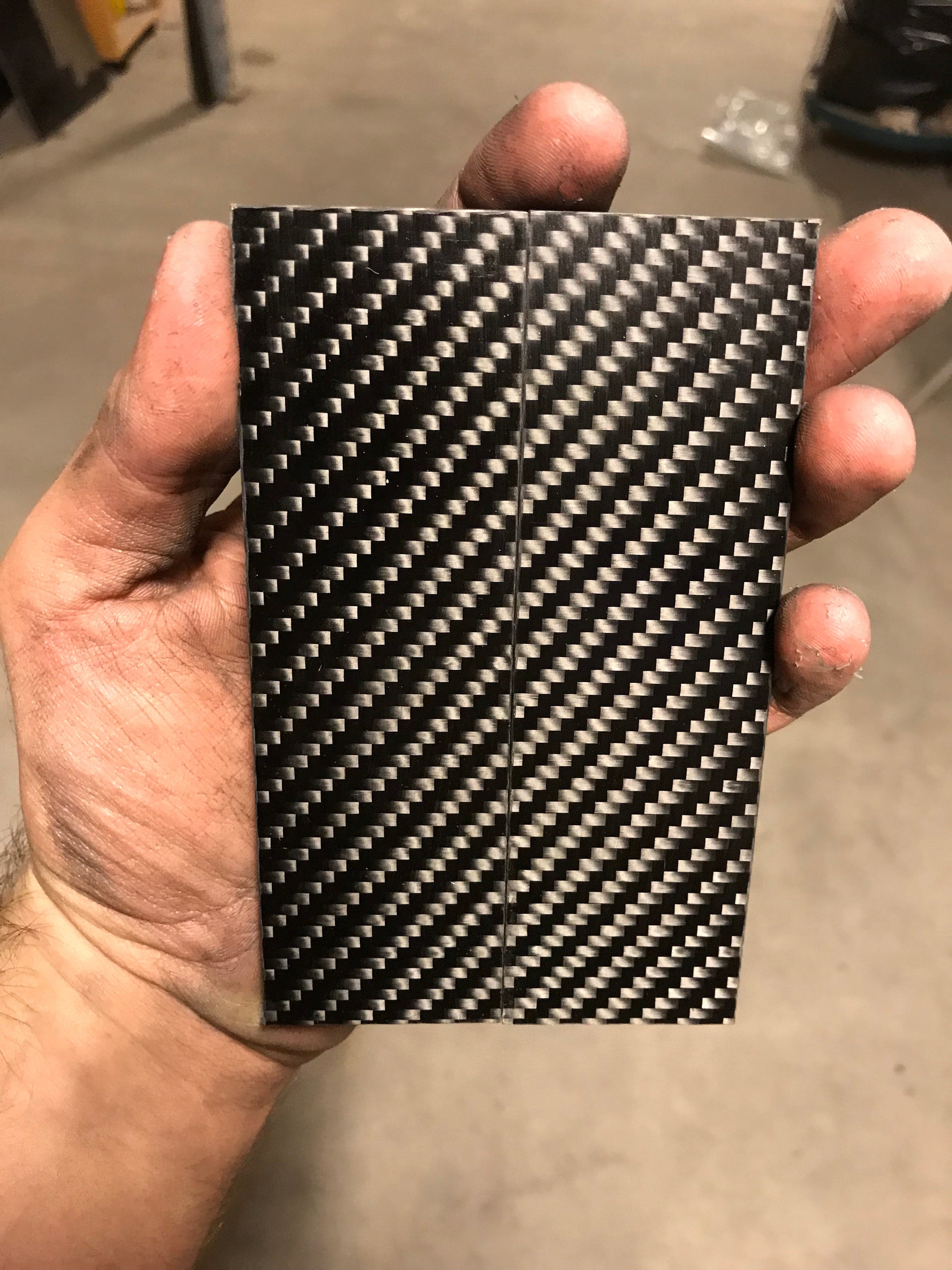 Kolfiberplatta