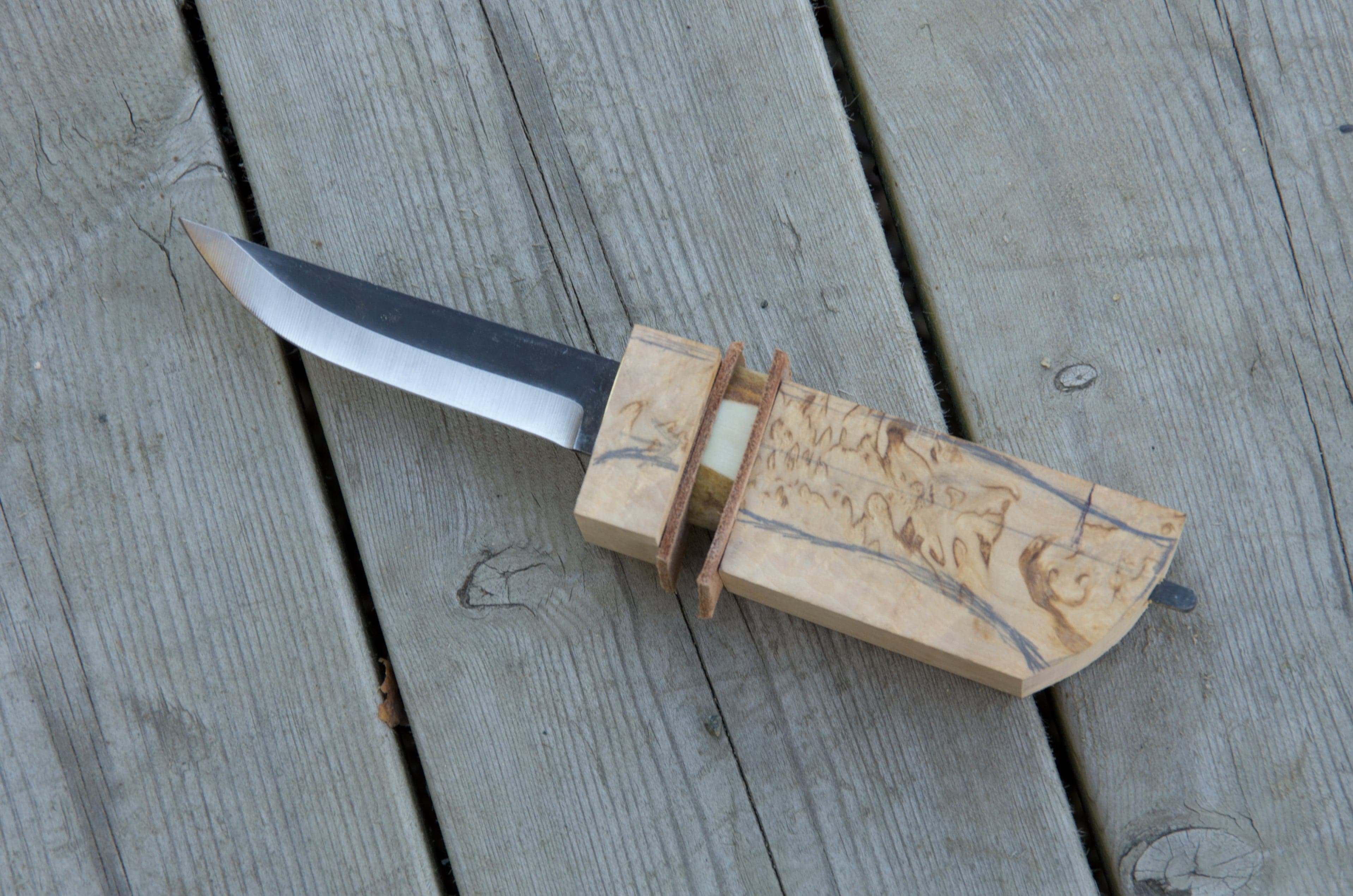 Knivtillverkningssats för nybörjare: Allt du behöver för att tillverka din egen specialkniv
