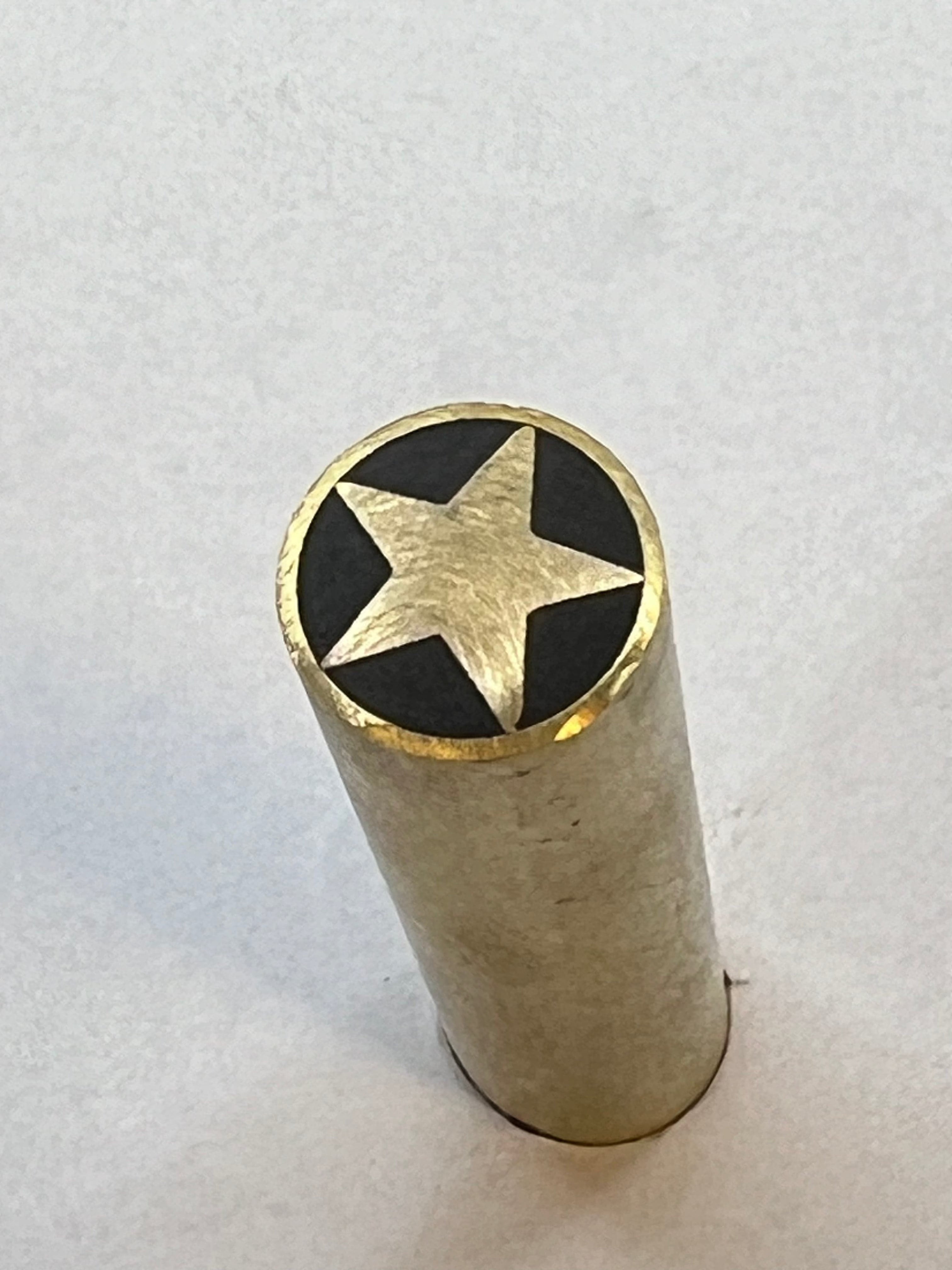 Mosaic pin