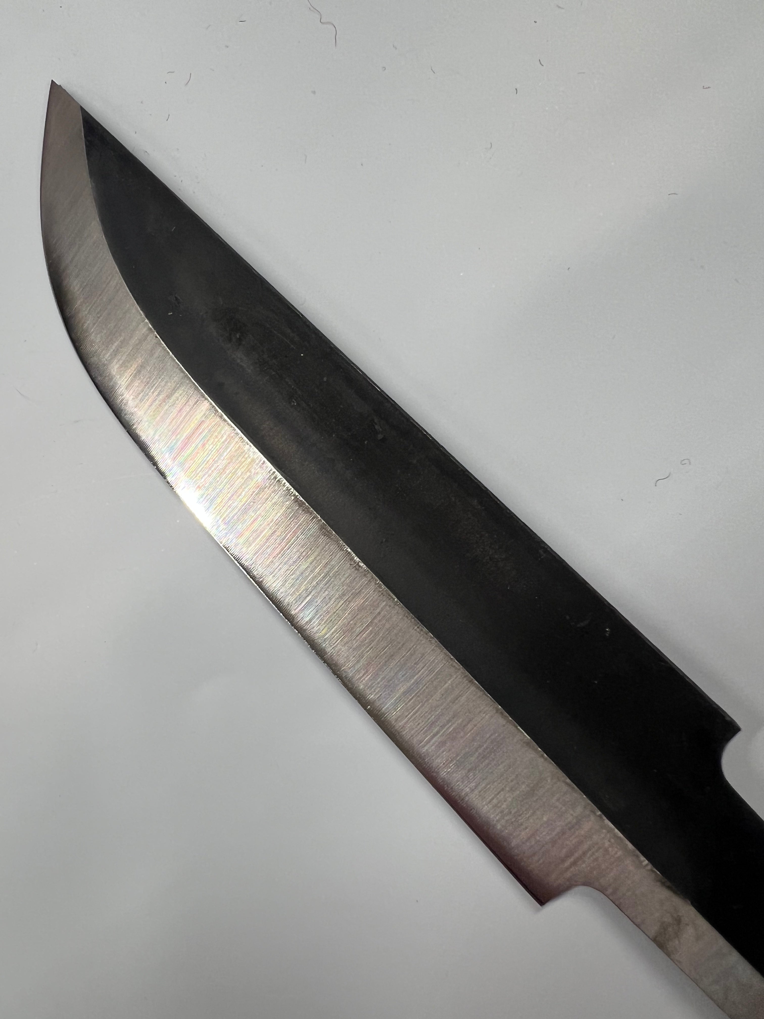 120 mm Leuku-knivblad utan ricasso
