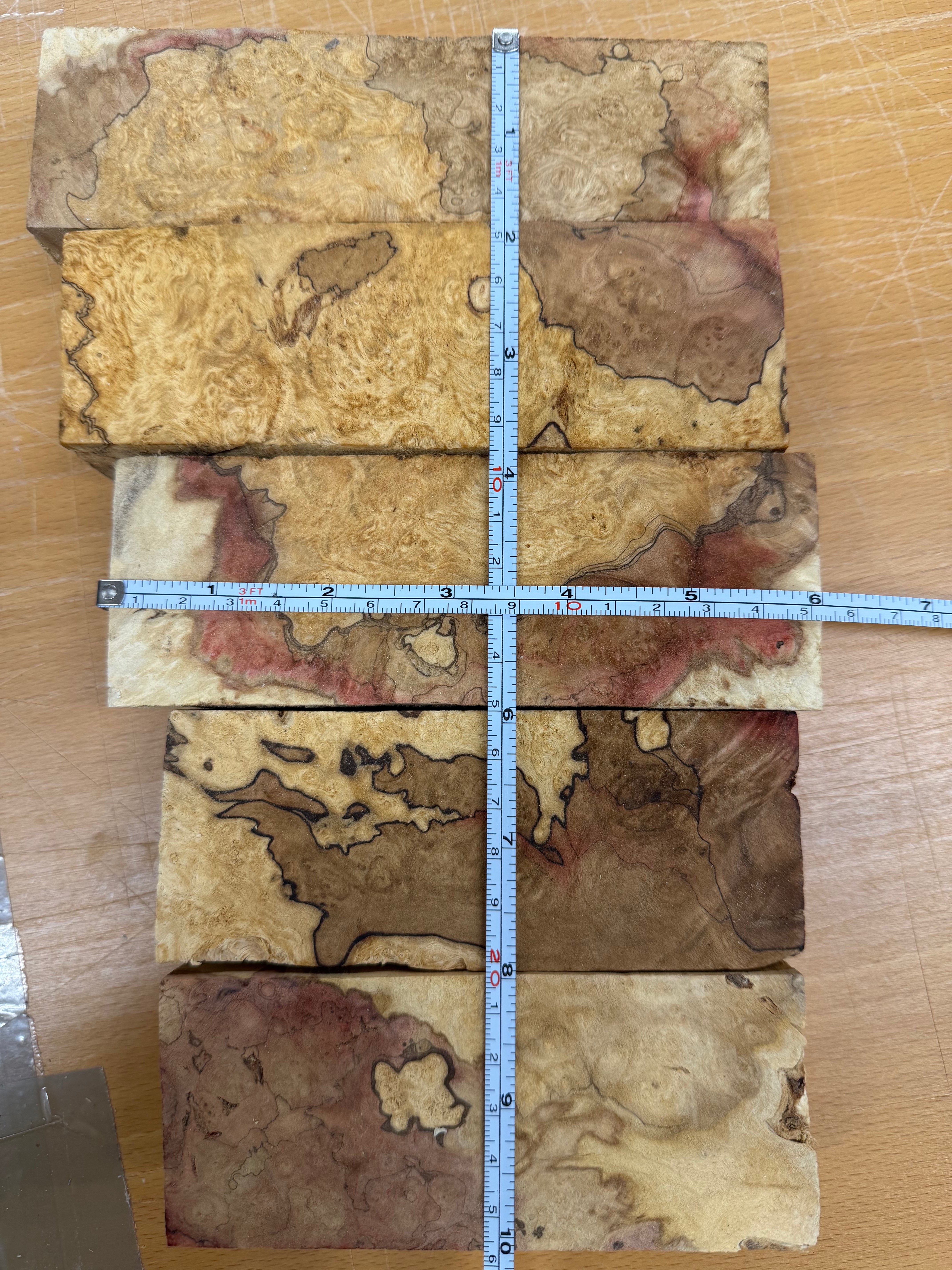 Svart gräshoppablock