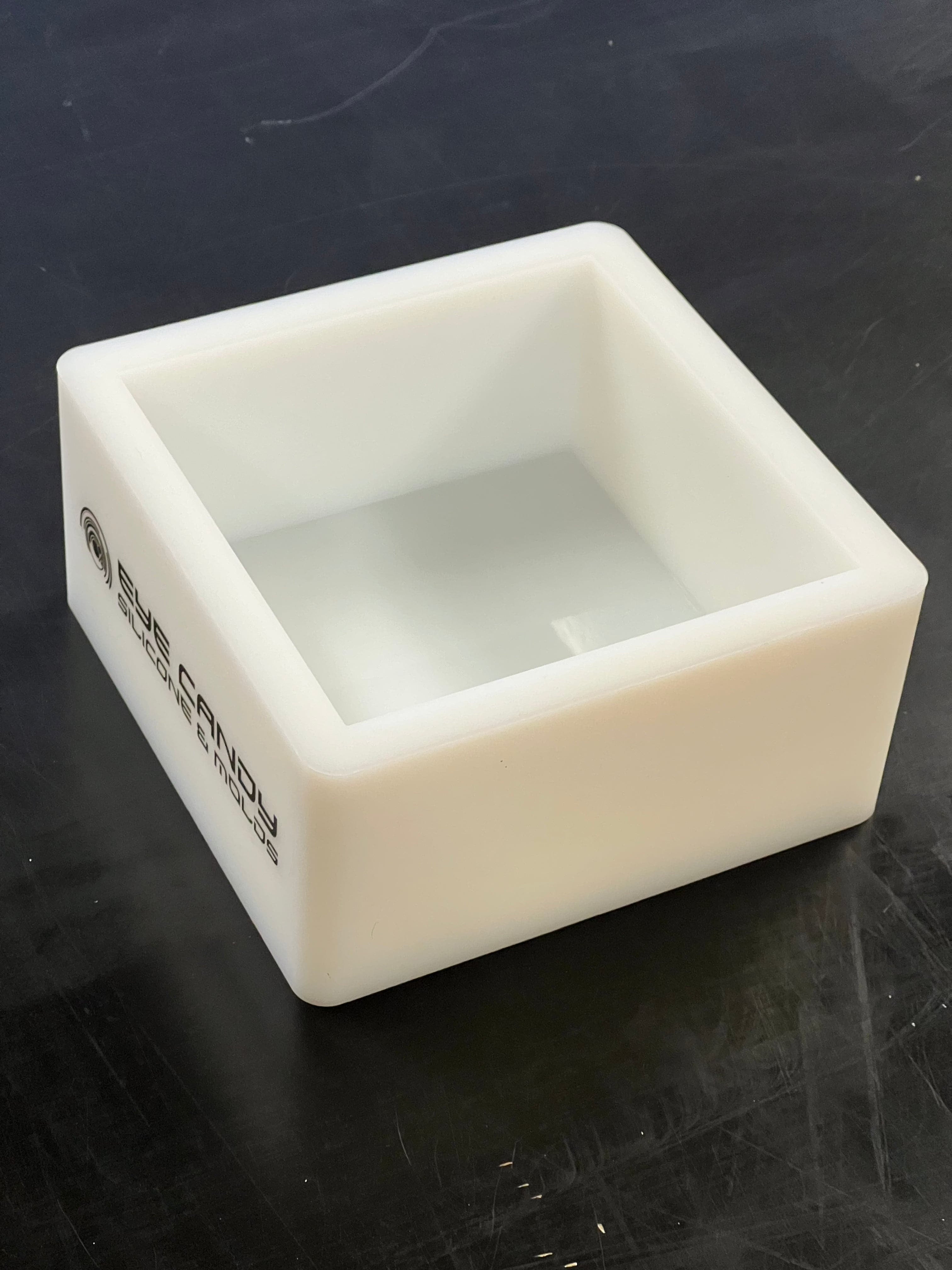 Silicone mold square (152x152x76mm)