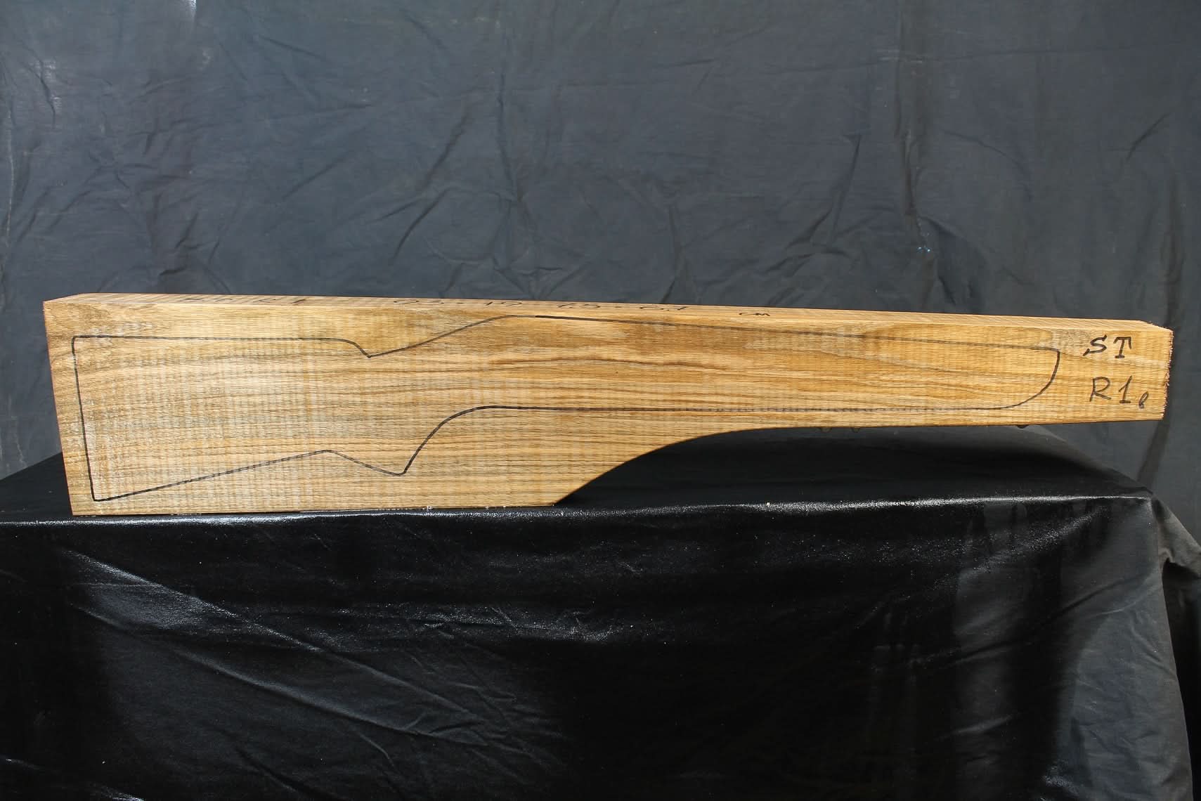 Rifle Stock Blank Turkish Walnut Standard STR01