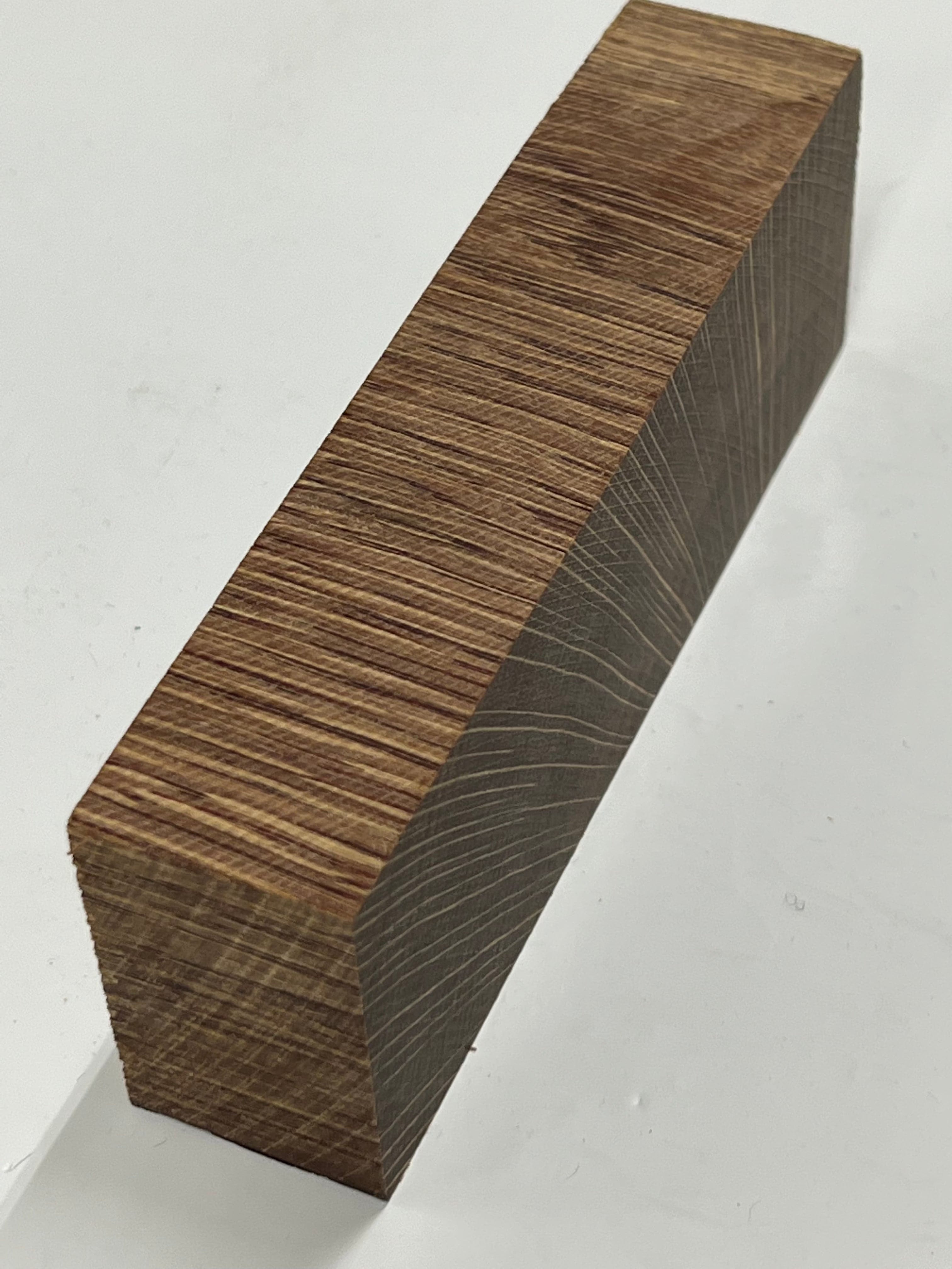 Oak X-cut - Brown