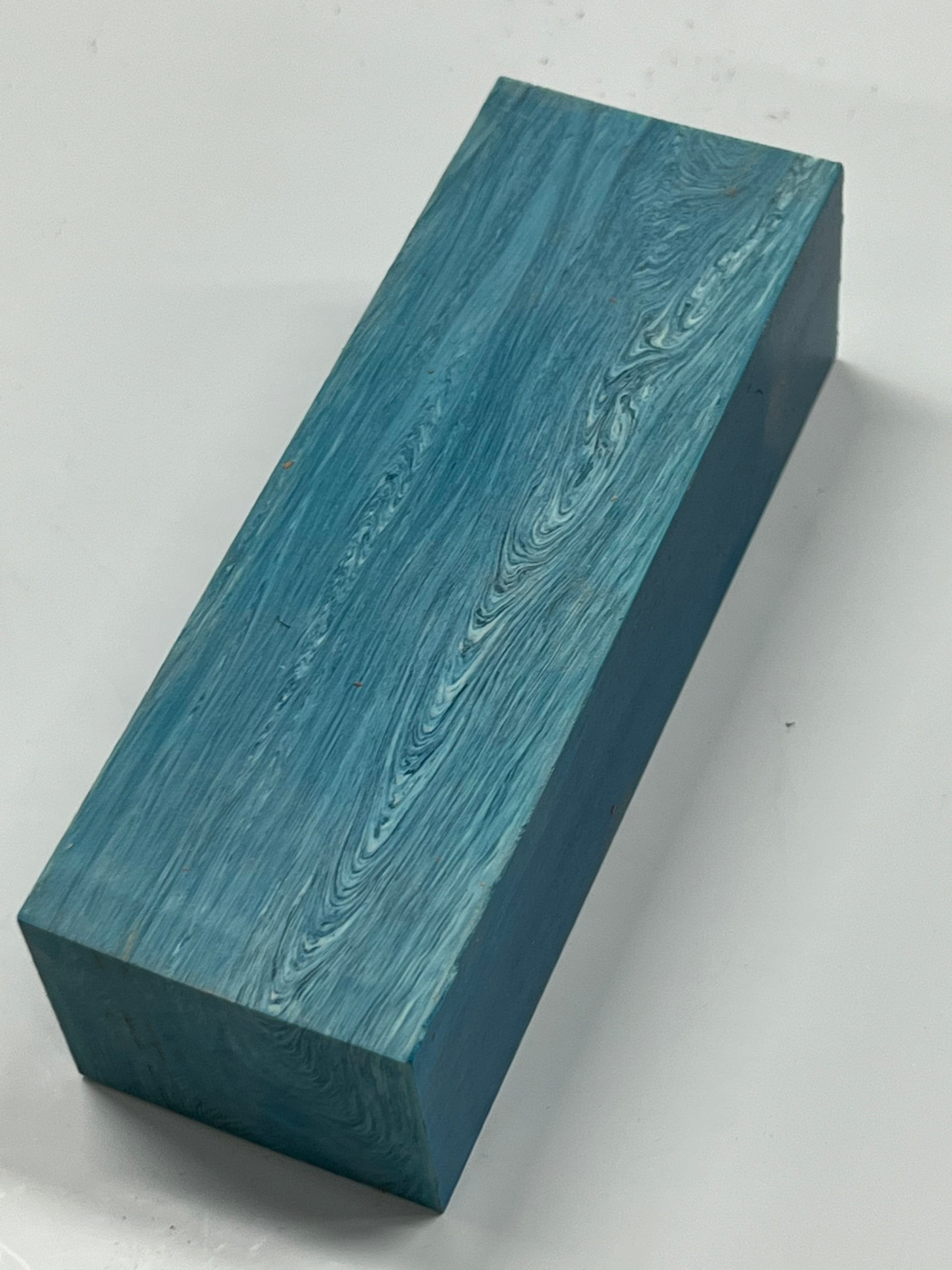 Juma ädelstensblock