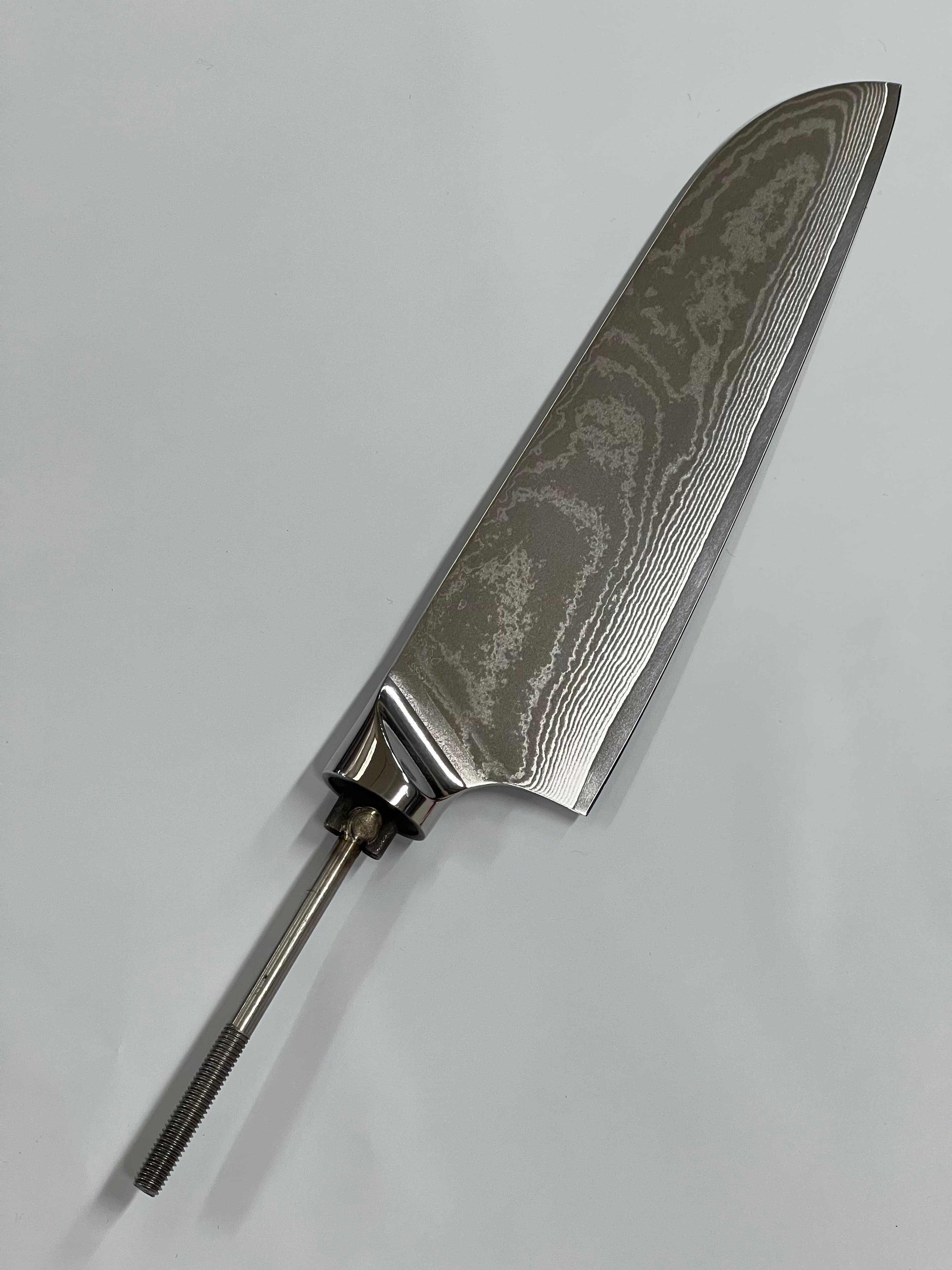 Santoku - Kockkniv i rostfritt stål med damastmönster, 20 cm gängad tång