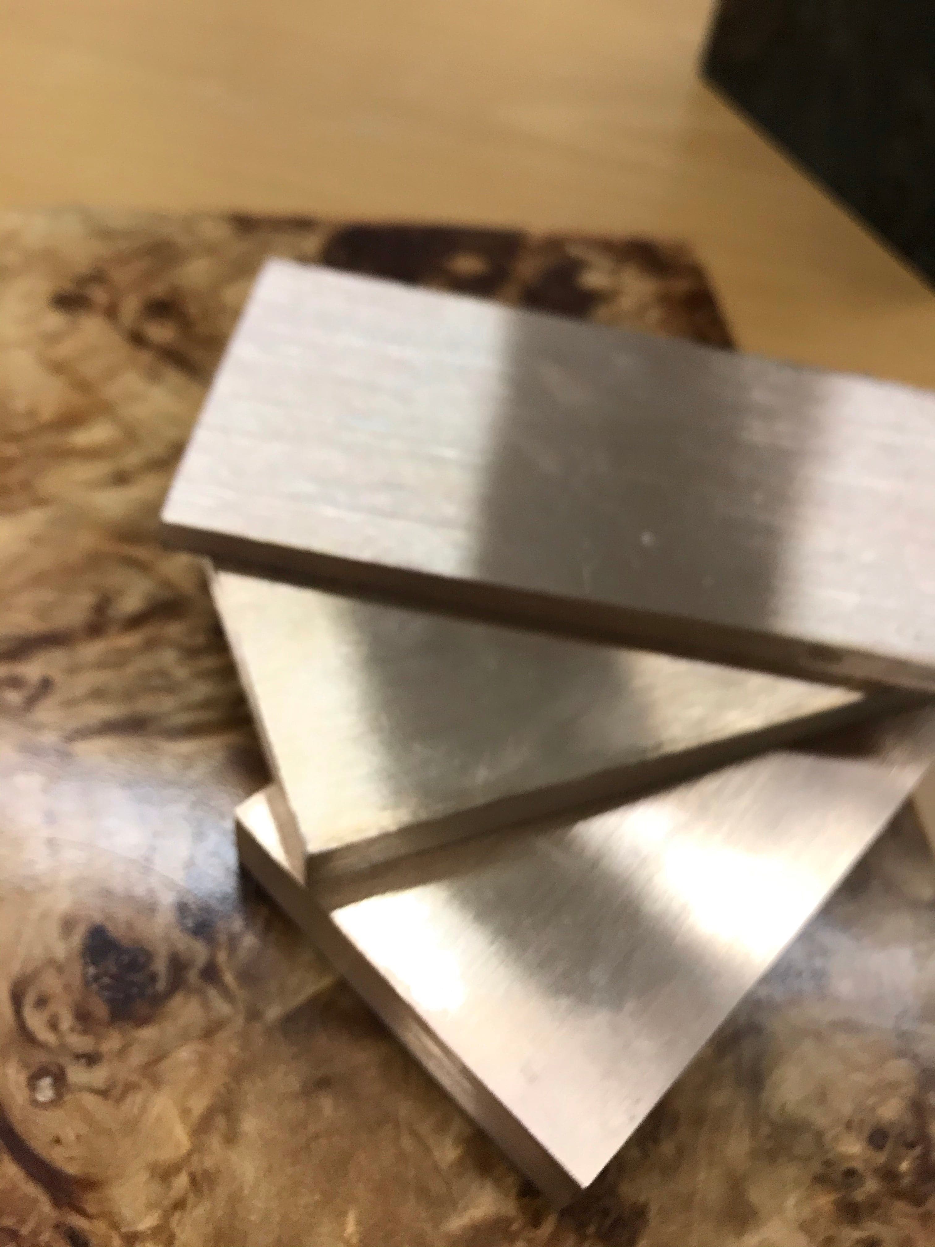 Bronze plate