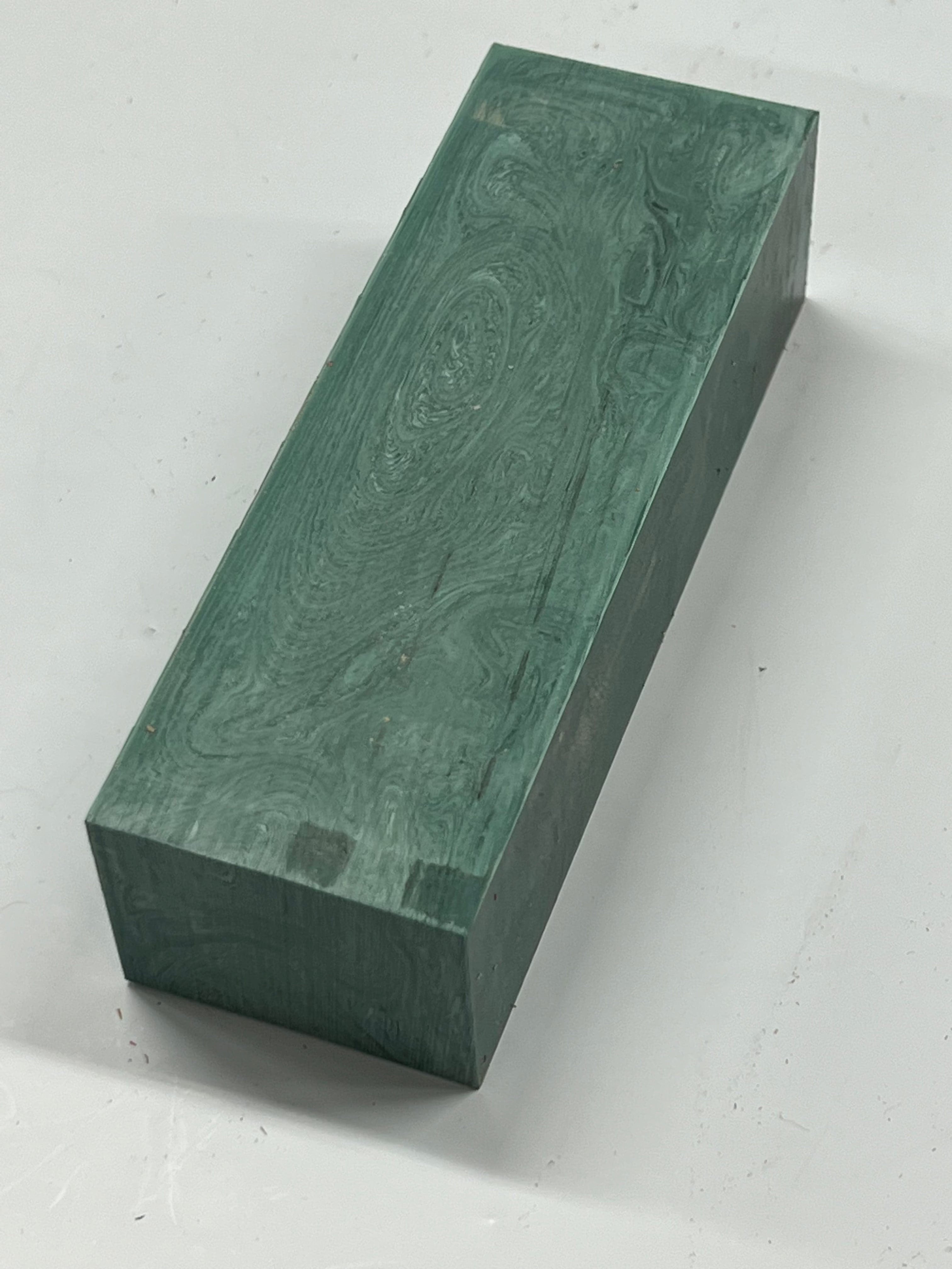 Juma ädelstensblock