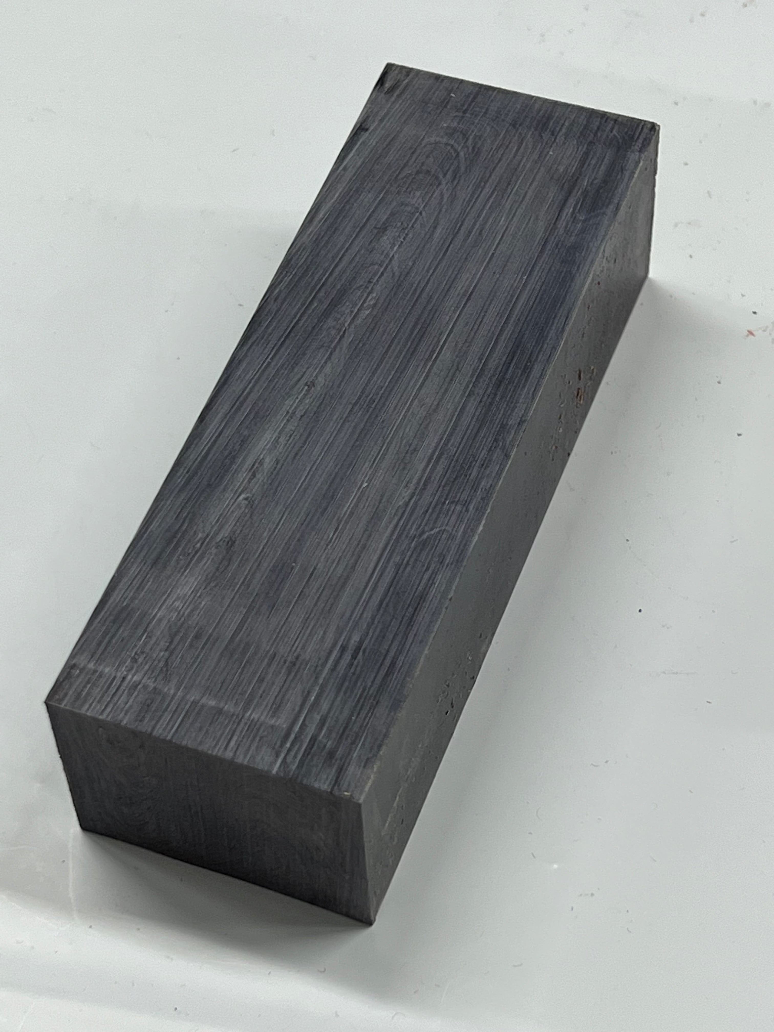 Juma ädelstensblock