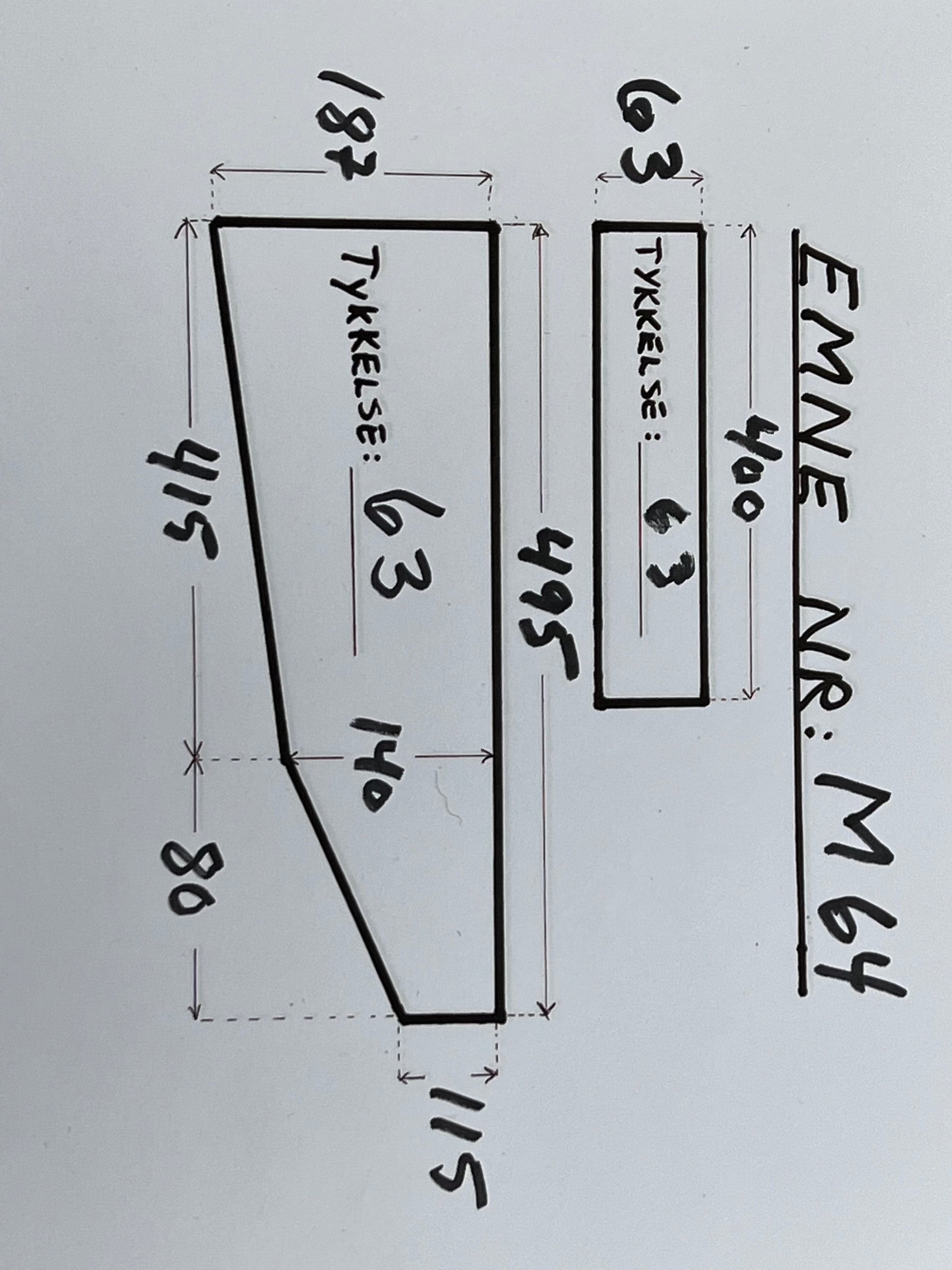 Hagelgevärskolv i turkisk valnöt, klass 4 M-64