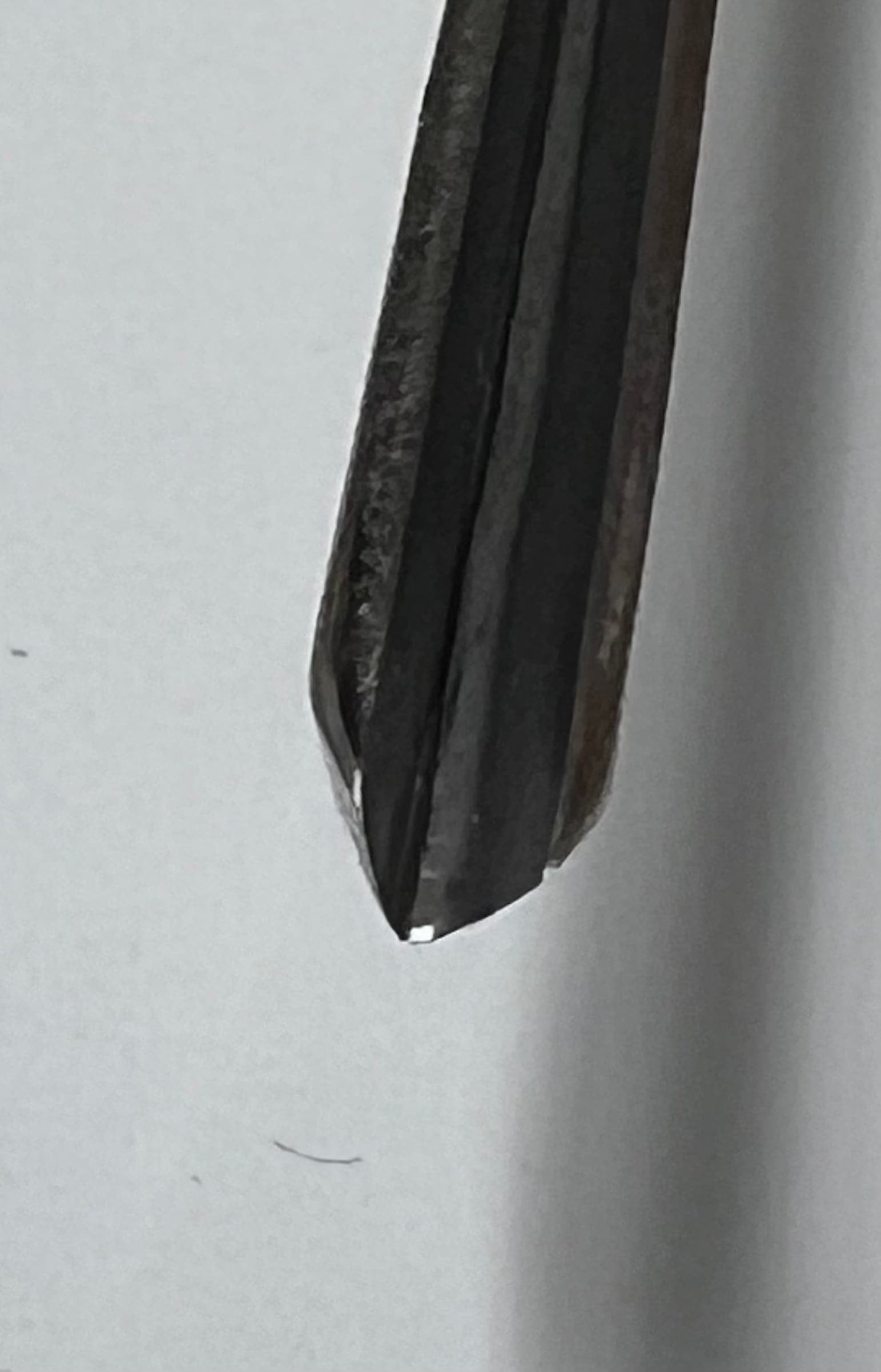 Träsniderijärn 75x2mm rak rundad mejsel P10/02 med kulhandtag