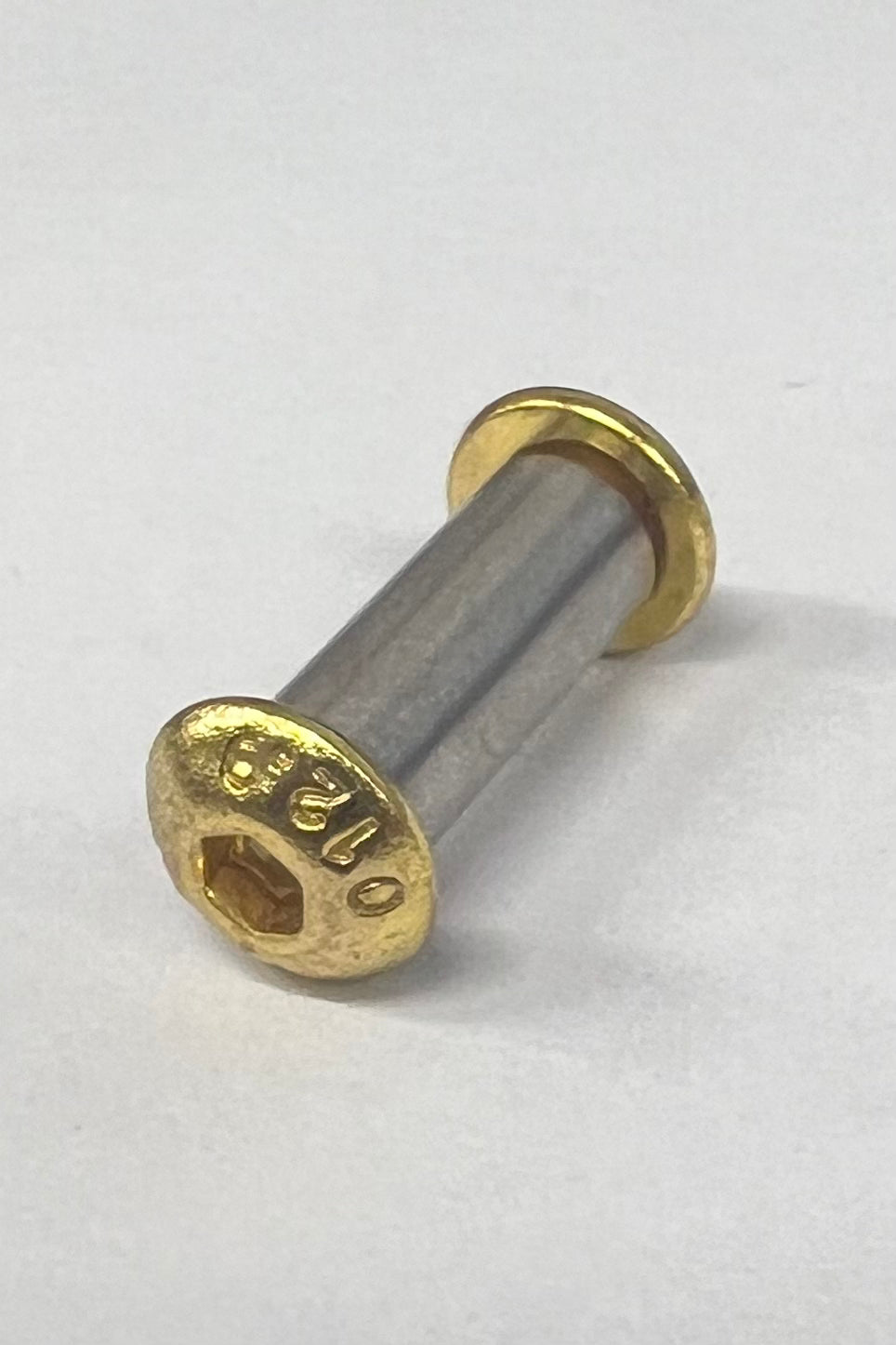 Skrue til skaft - Liten rundet skrue
