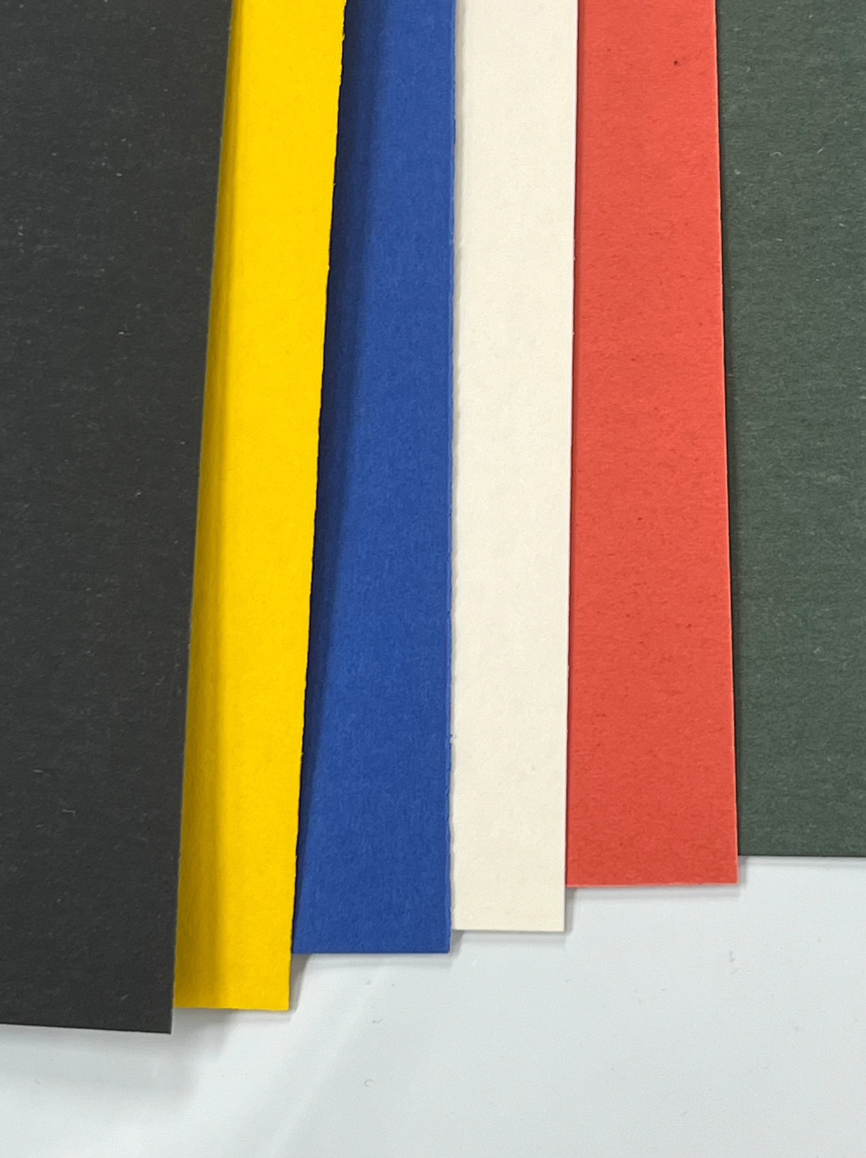 Vulkaniserad fiberdistans/foder