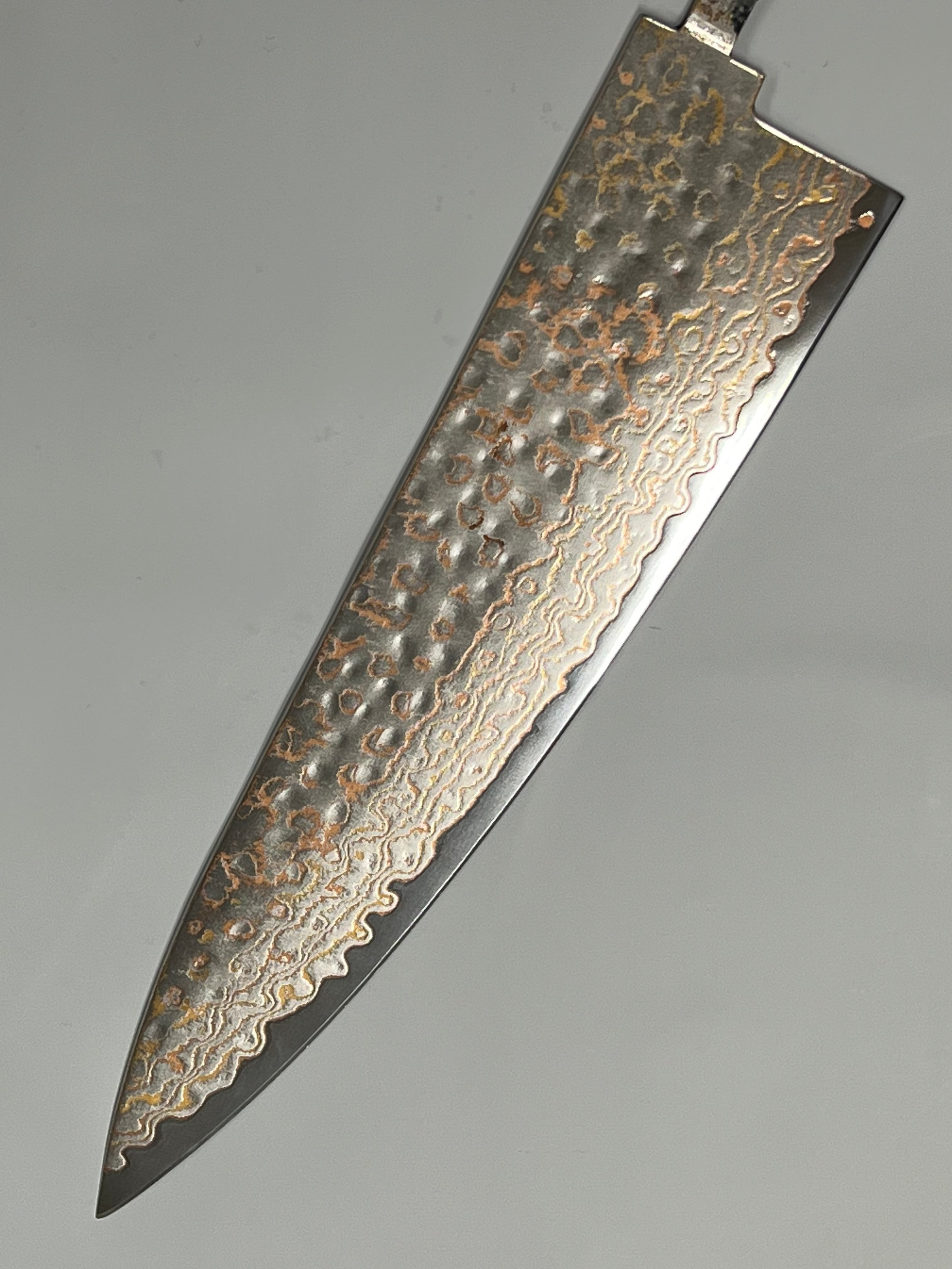 Kockkniv 220 mm rostfritt koppar Damaskus