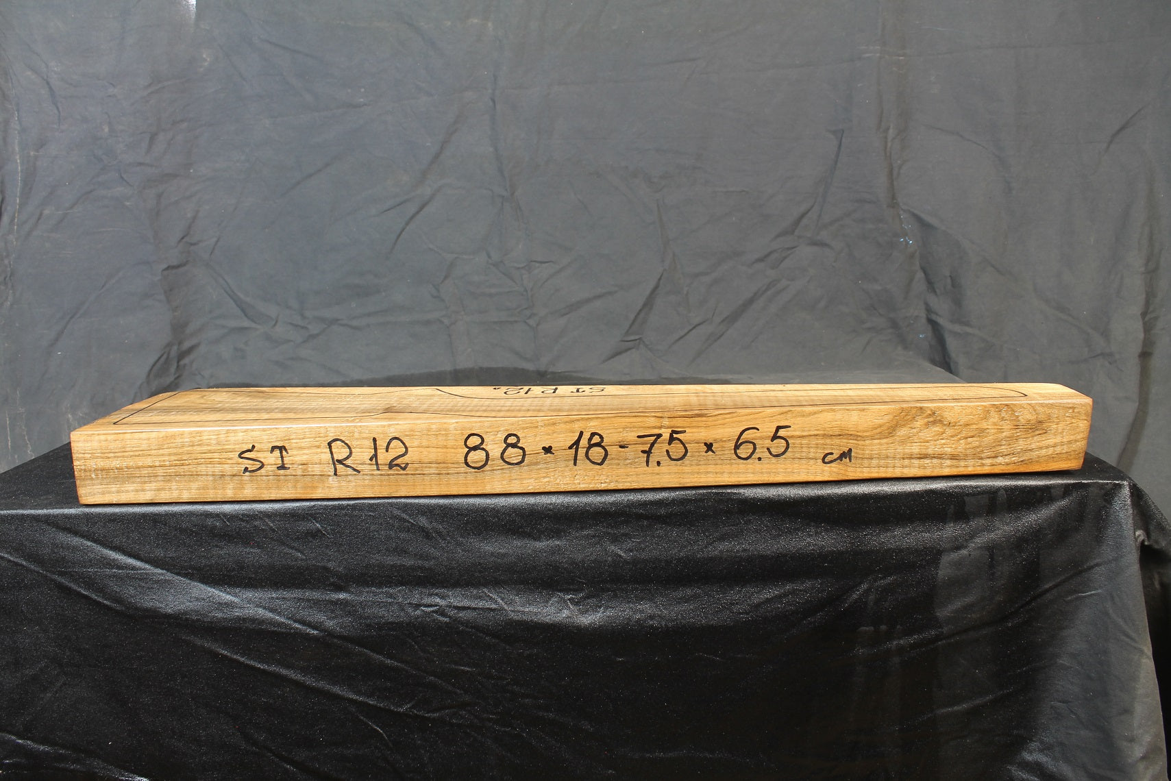 Rifle Stock Blank Turkish Walnut Standard STR12