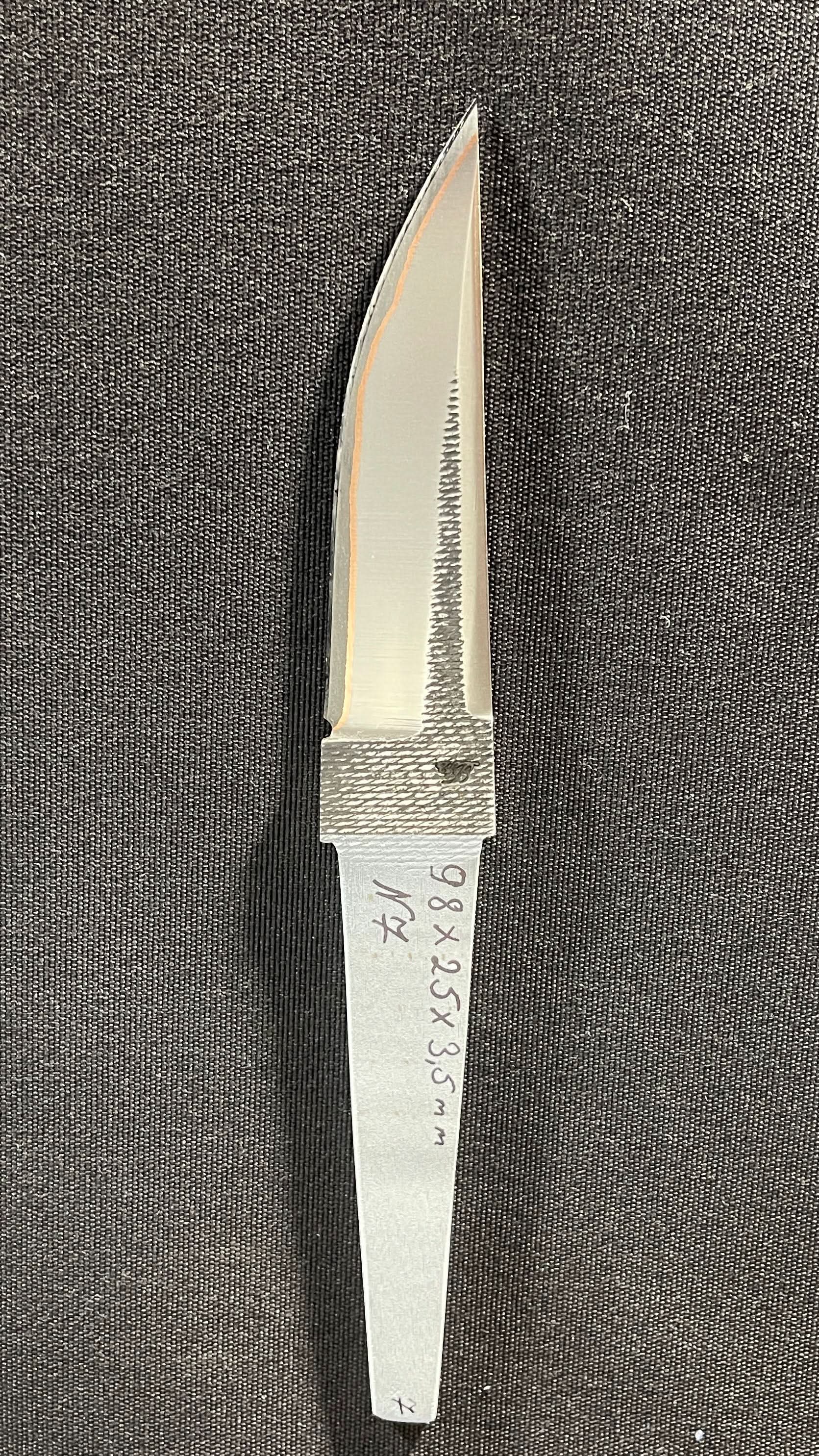 Handsmidd laminerad knivblad - Koppar San Mai - Vladyslav Chulan VCSM Nr 7