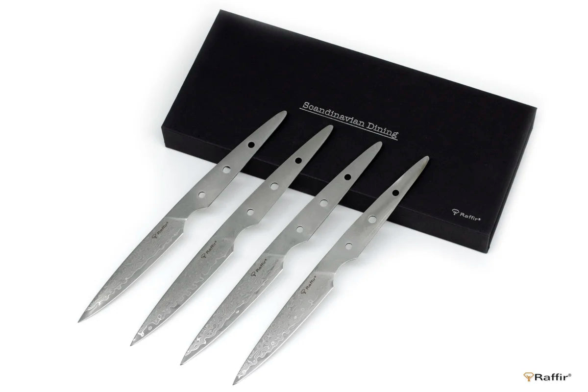 Fire Raffir steakknivblader i VG10 67-lags damask med gaveeske