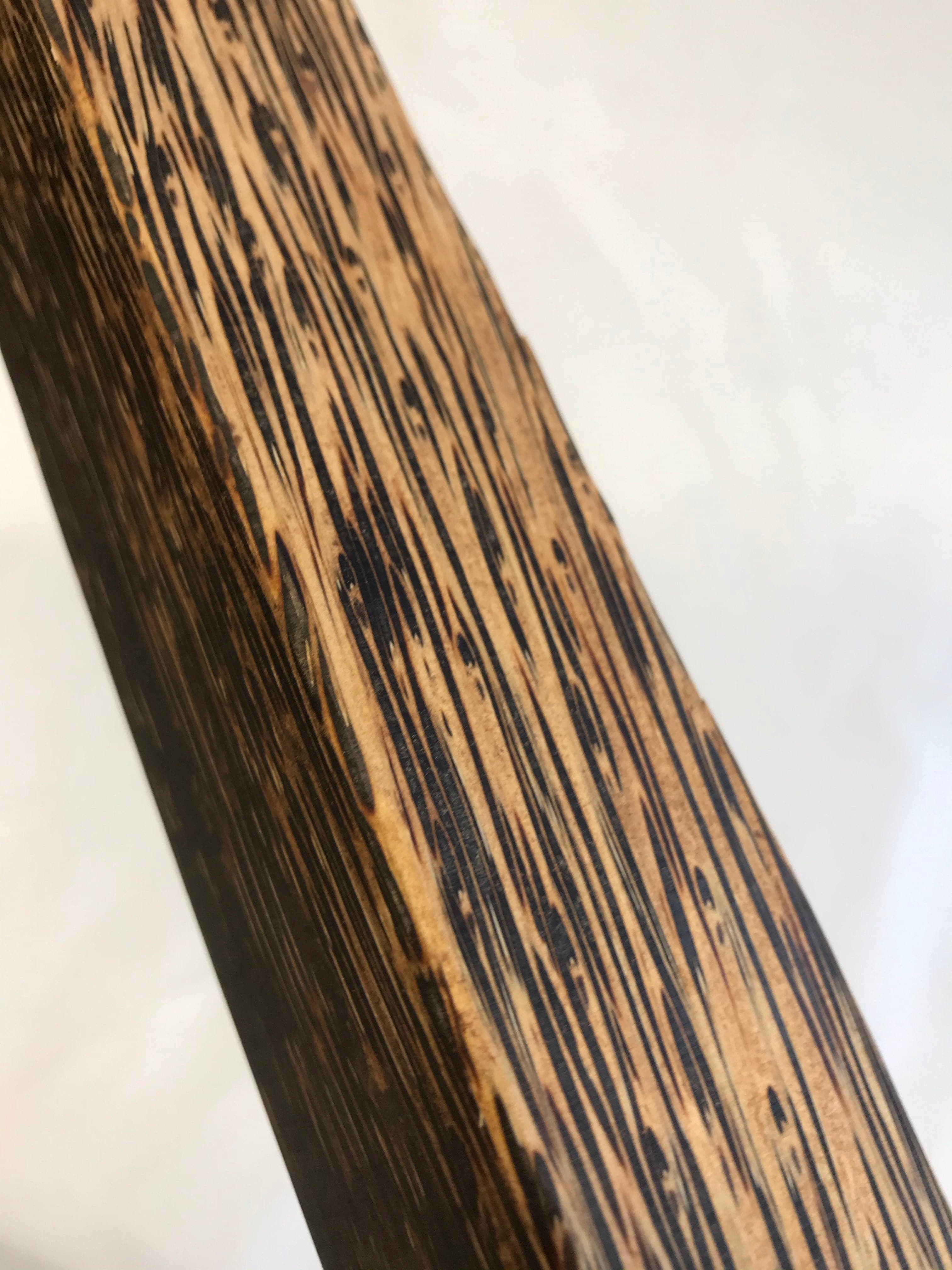Black palm 45cm Shaft subject