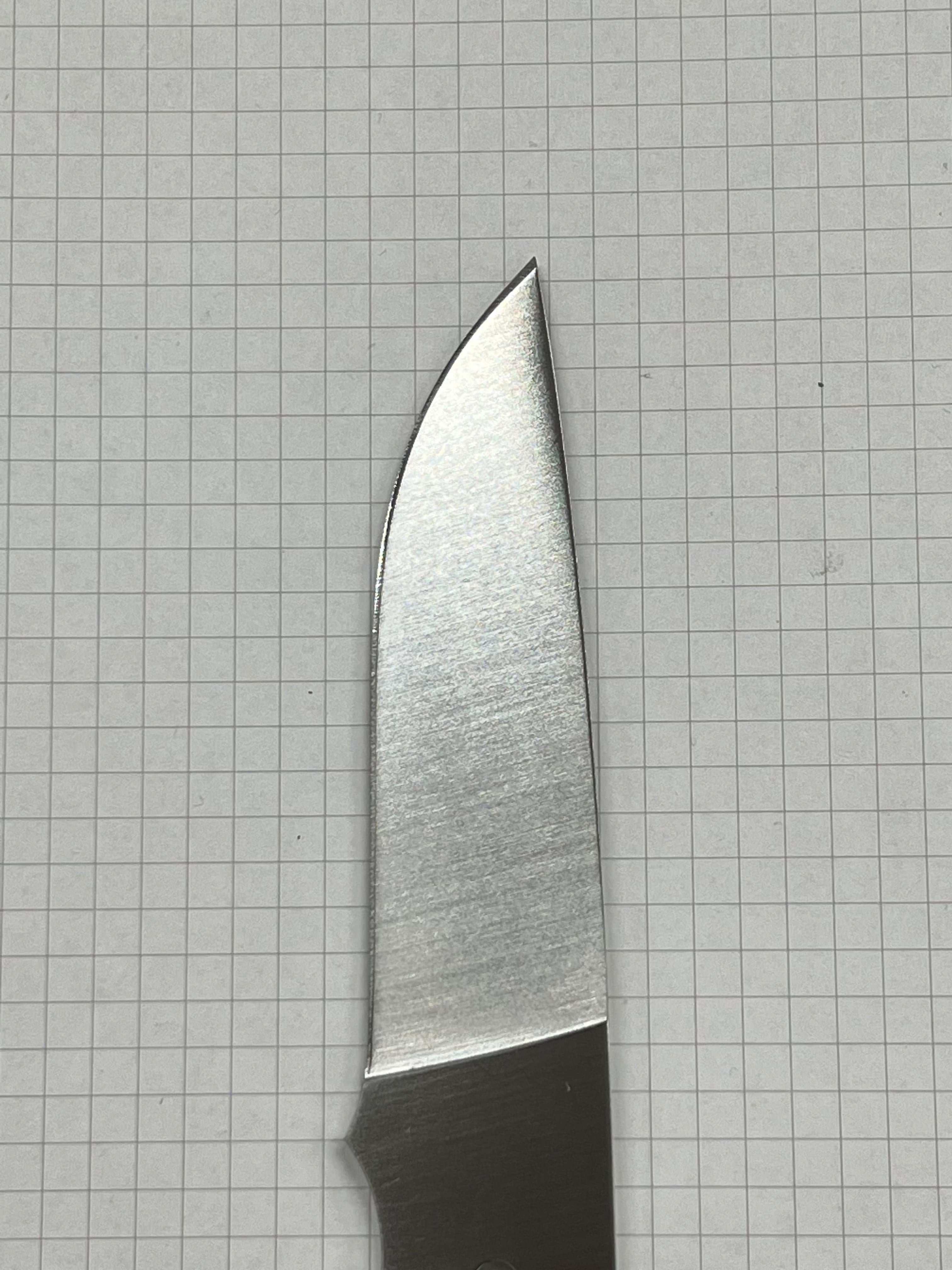 Brisa Trapper 95 Flat N690 knivblad i rostfritt stål